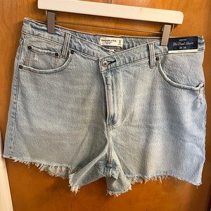 Abercrombie & Fitch Women's Dad Short Curve Love High Rise